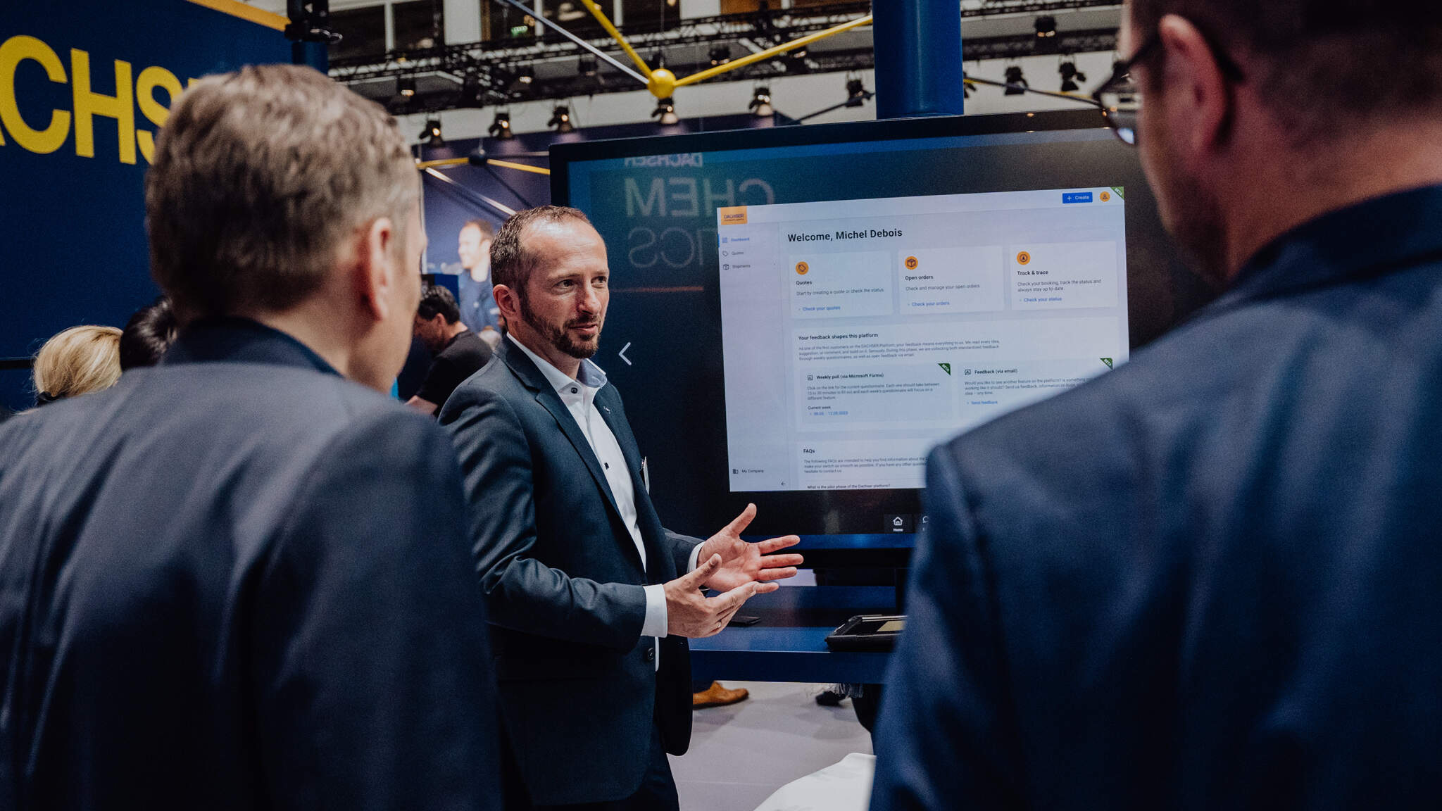 Ralf Messing, Team Leader eLogistics Consulting at DACHSER, demonstrates the dashboard at the transport logistic trade fair in Munich. Ralf Messing, Team Leader eLogistics Consulting at DACHSER, demonstrates the dashboard at the transport logistic trade fair in Munich.