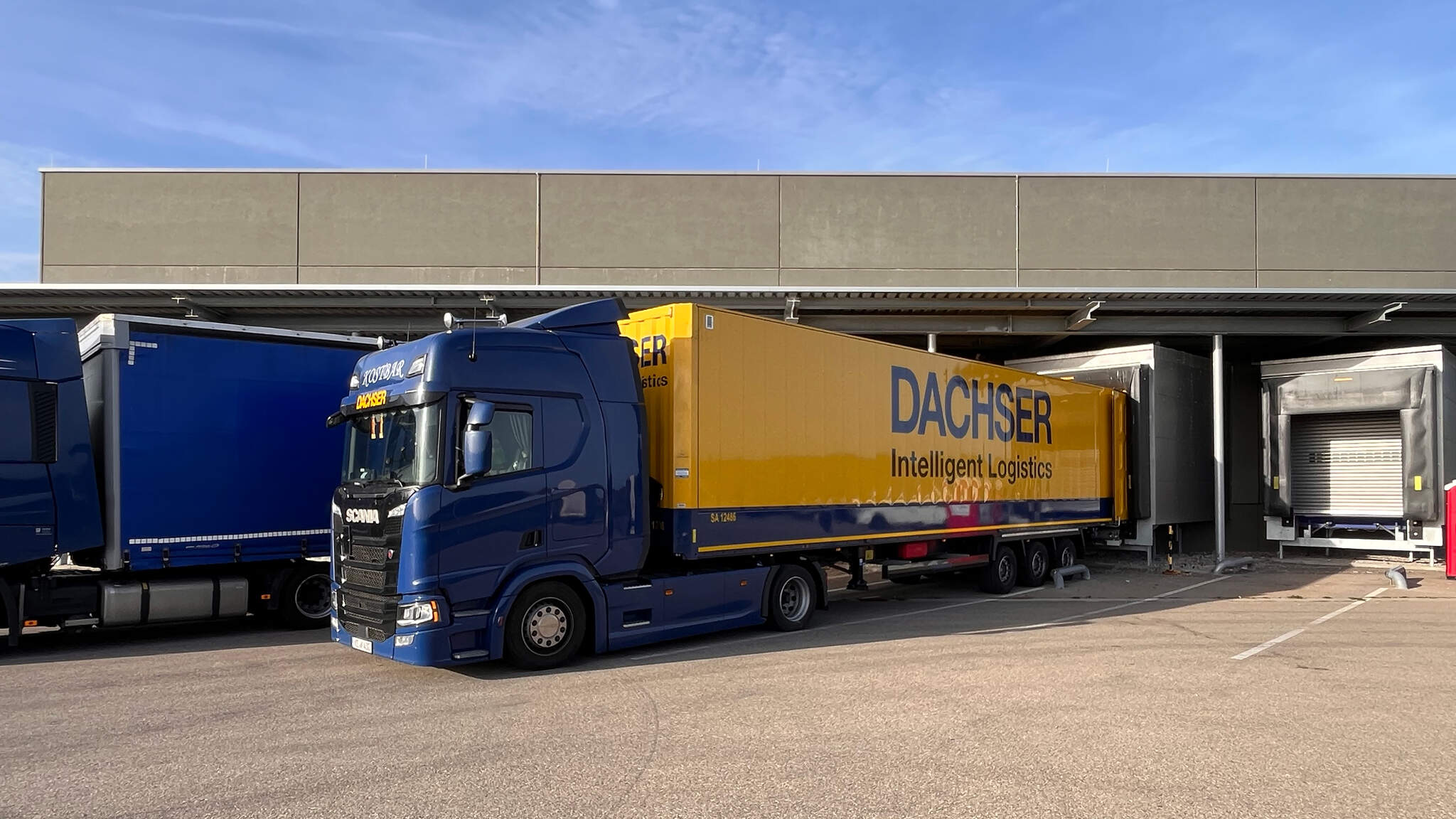 With DACHSER, automotive supplier Swoboda is reorganizing its global supply chains for the future of electromobility. With DACHSER, automotive supplier Swoboda is reorganizing its global supply chains for the future of electromobility.