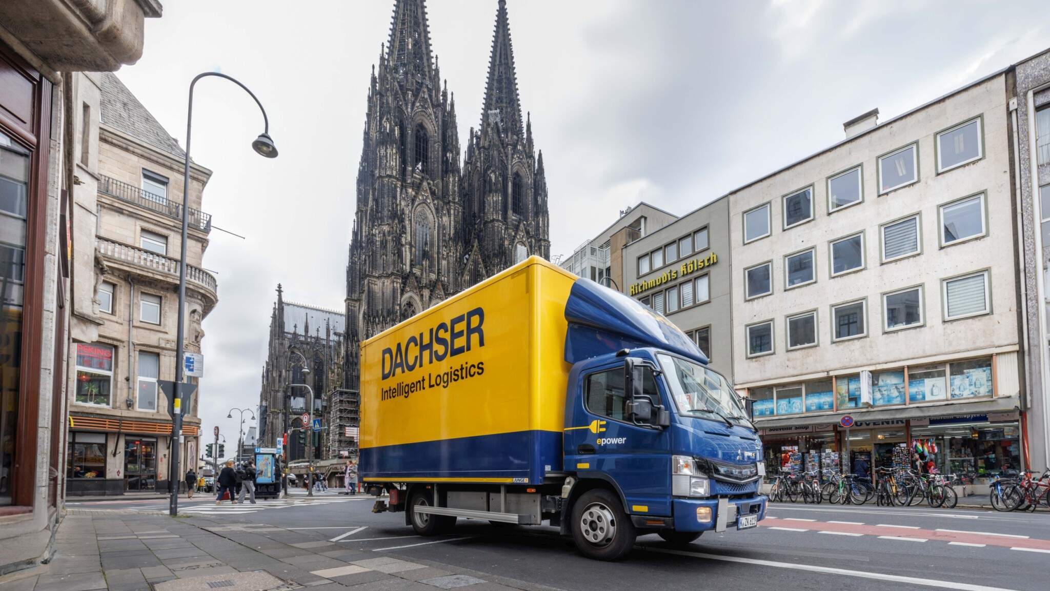DACHSER serves eight post codes completely emission-free. DACHSER serves eight post codes completely emission-free.